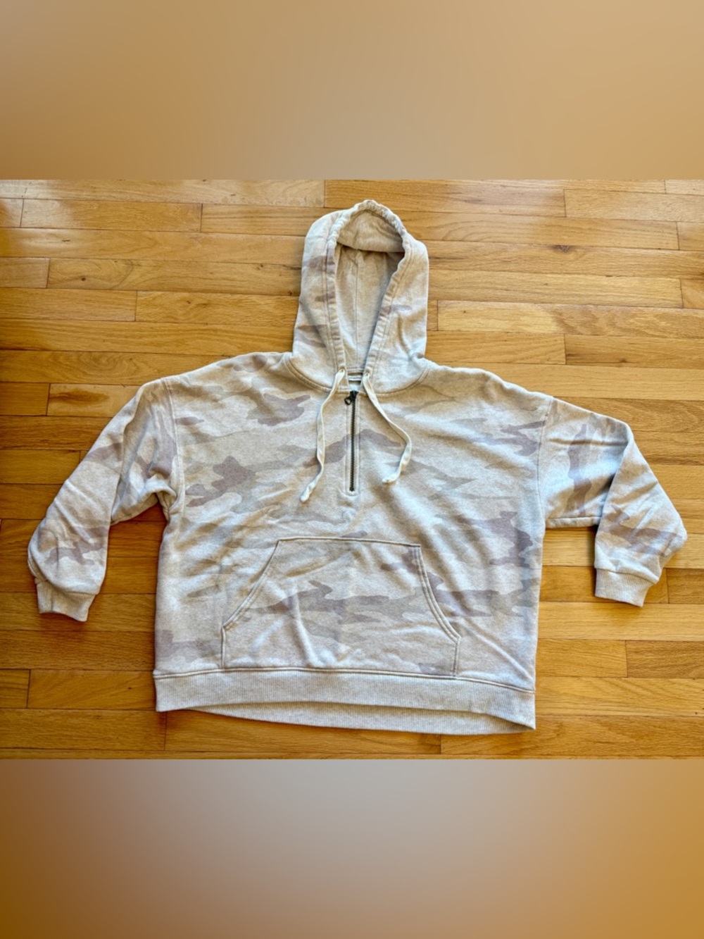 American Eagle Cream Oversized Hoodie Womens XS